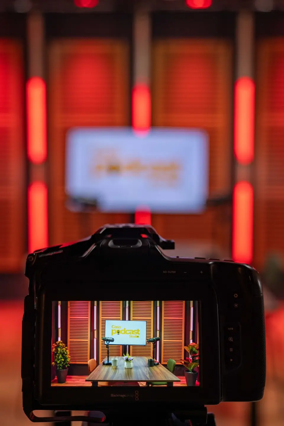 Écran d'une caméra Blackmagic filmant le set